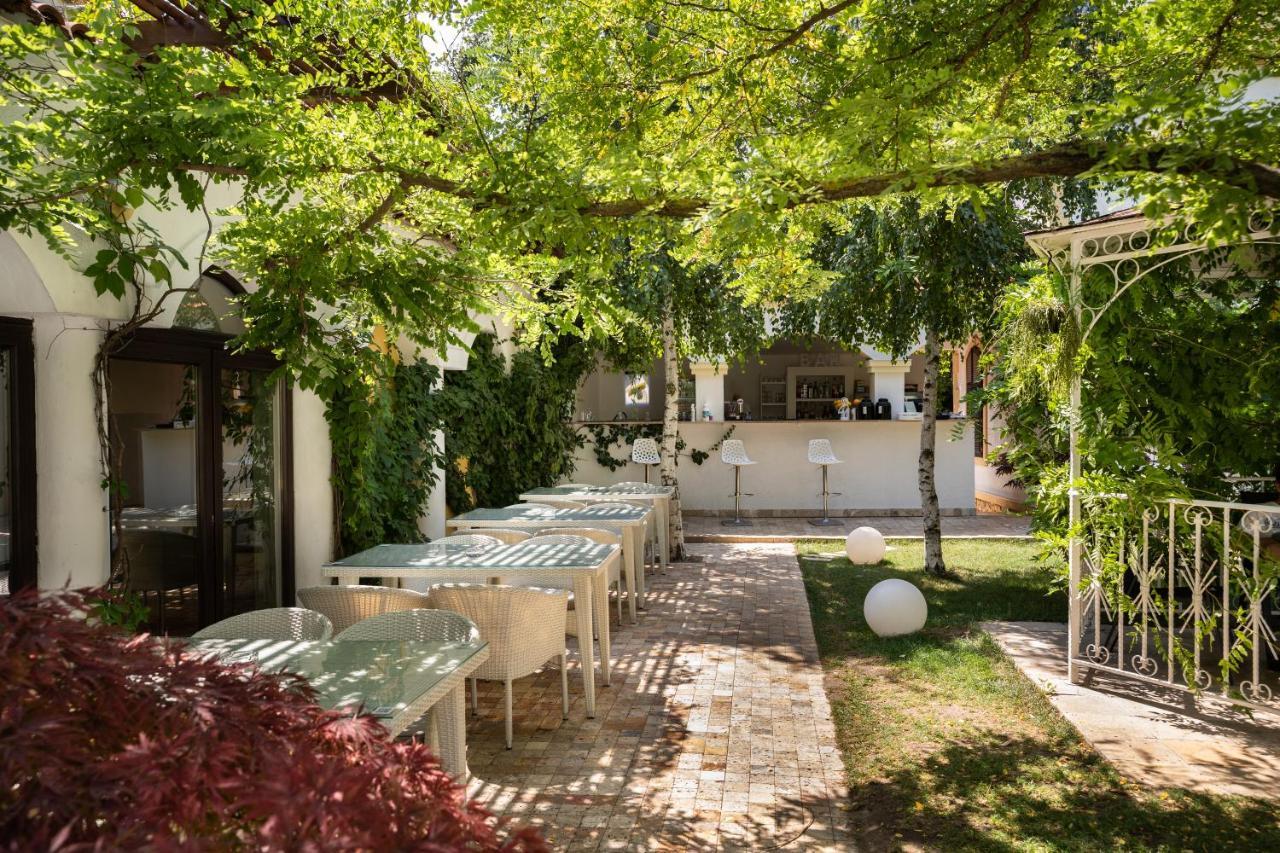Villa Pontica Năvodari Zewnętrze zdjęcie